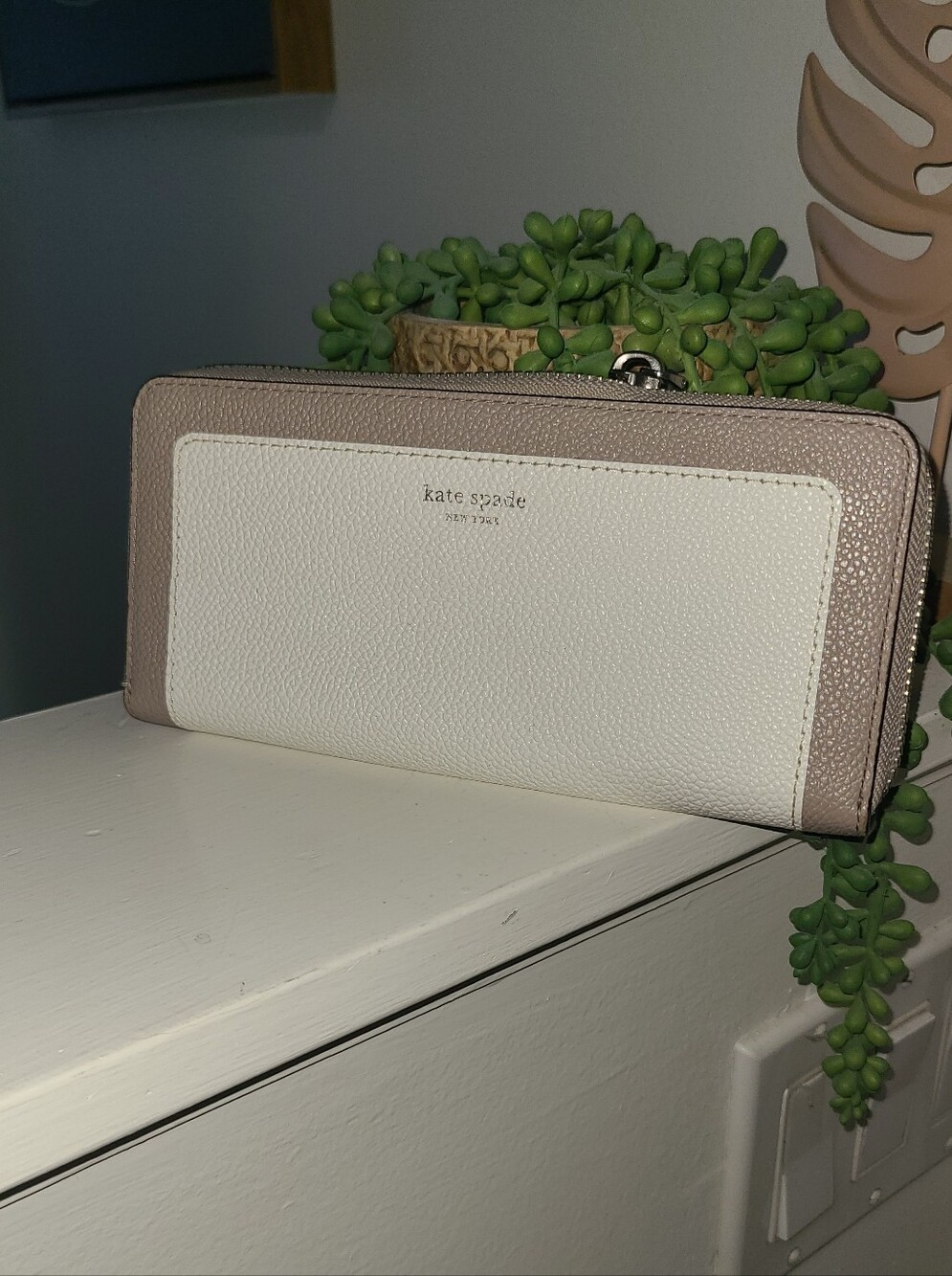 kate spade Two-Tone White and Taupe Zip-Around Wallet
